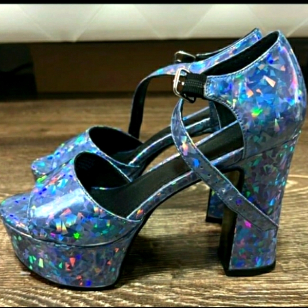 New Dolls Kill Holographic Platforms